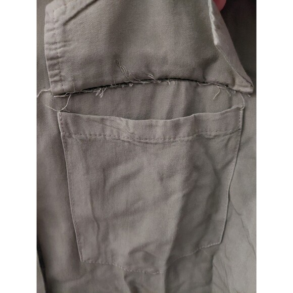 Free For Humanity 100% Viscose Button Up Rhinestone Skull Roll Tab SleeveTop O/S - Picture 4 of 10